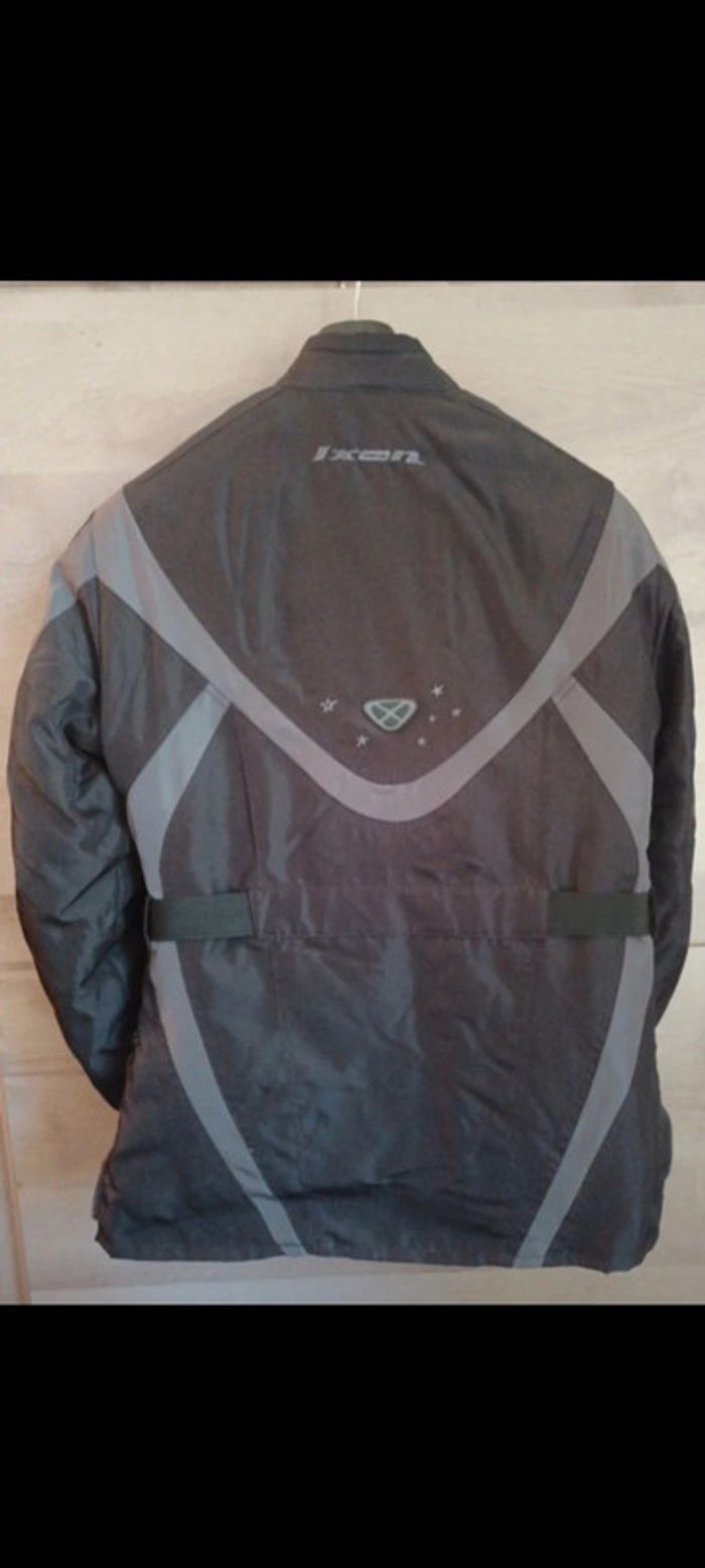 Superbe blouson de moto femme taille 38/40 ixon état impeccable - photo numéro 2