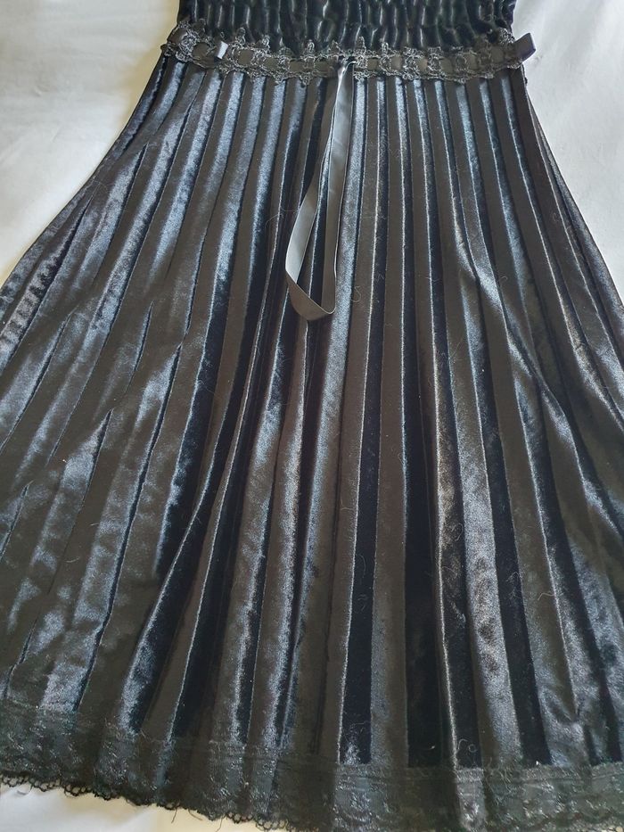 Robe noir Halloween - photo numéro 3