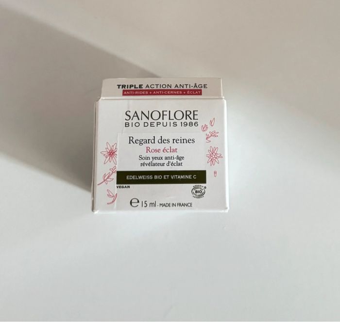Crème yeux sanoflore