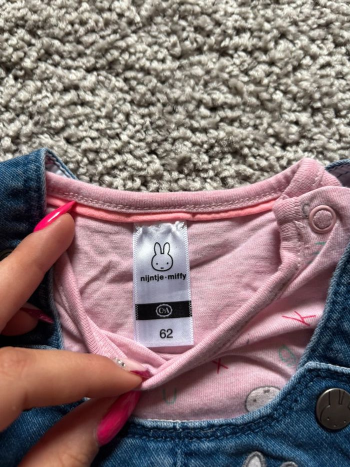 🌺Ensemble robe en jeans bleu foncé et t-shirt manche longue rose Nijntje miffy Taille 3mois/62cm🌺 - photo numéro 4