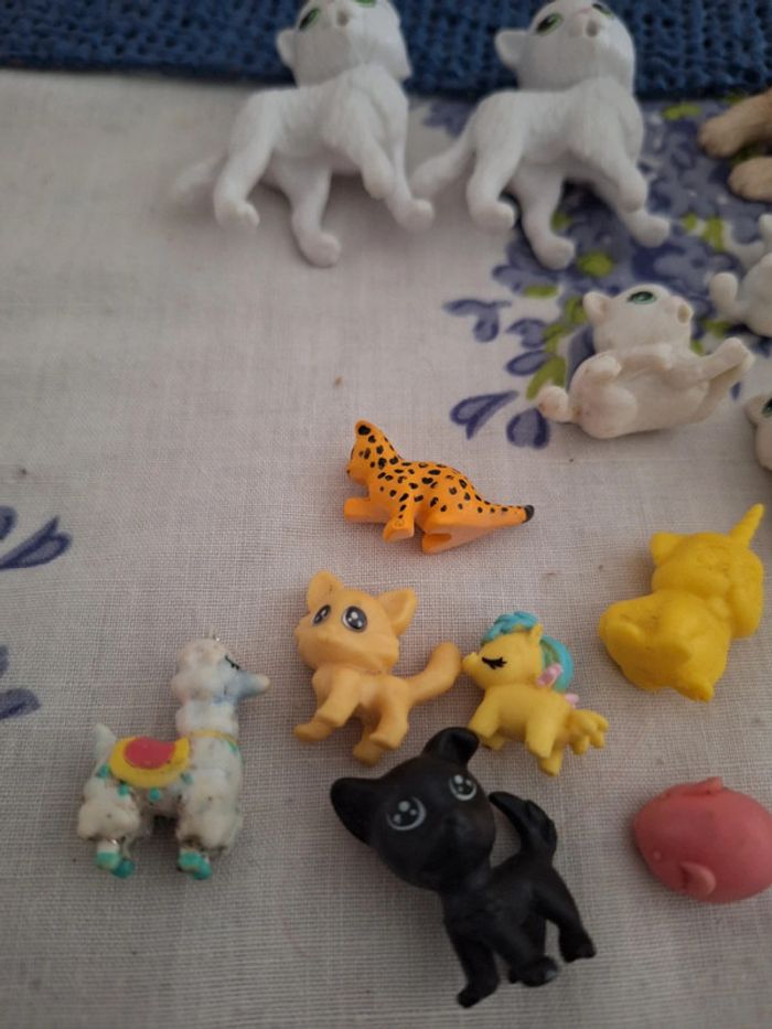 Figurines différentes - photo numéro 8
