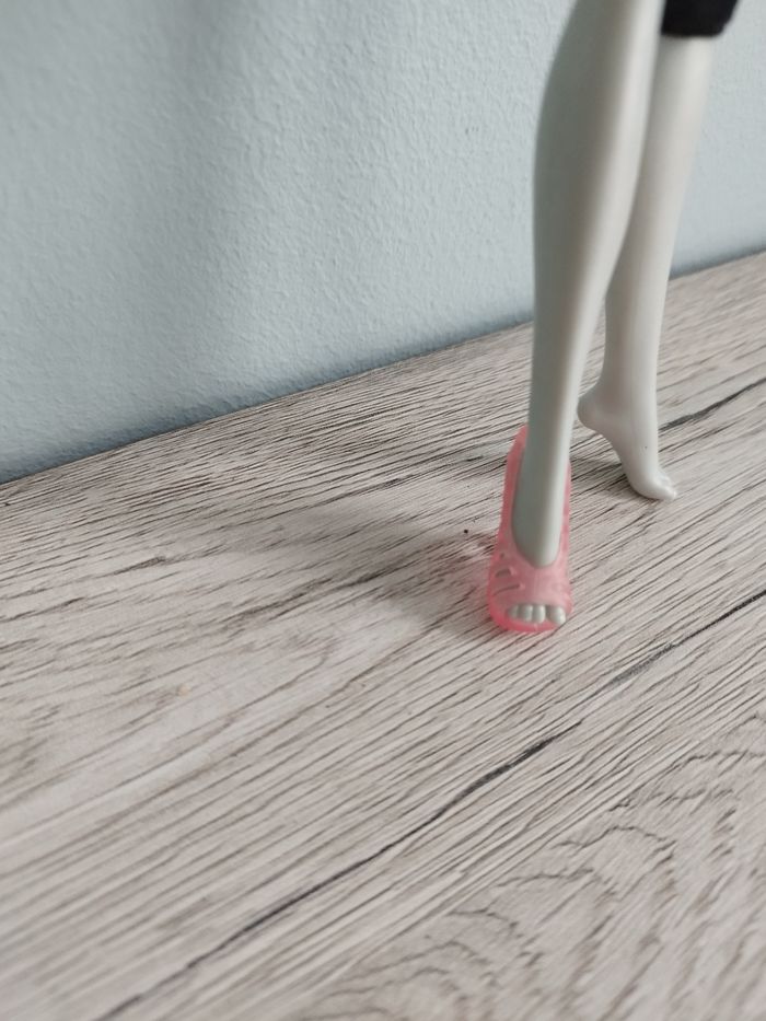 Poupée Monster high Lagoona Blue - photo numéro 4