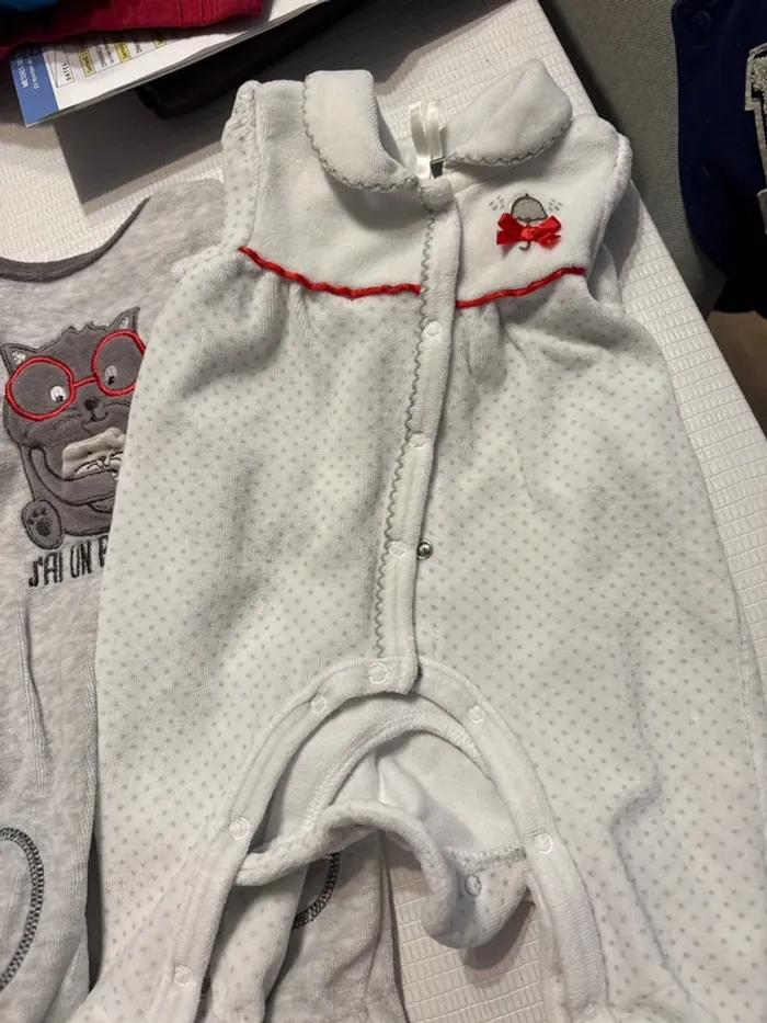 Lot de 6 pyjamas bébé - photo numéro 2