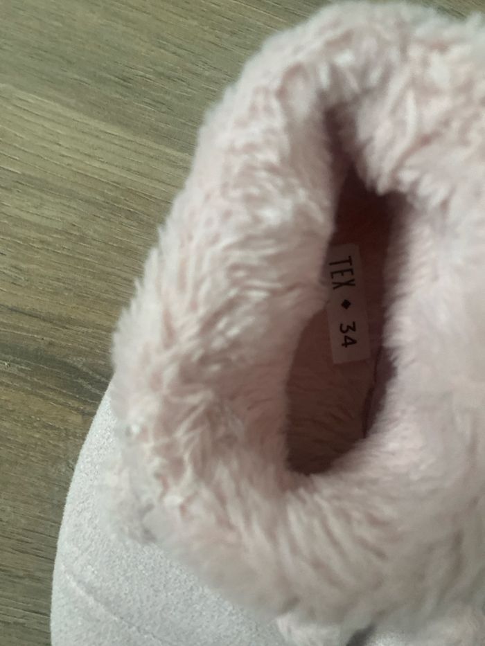 Chaussons rose fille taille 34 - photo numéro 2