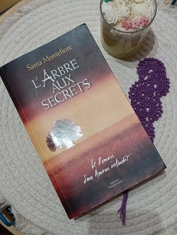 L'arbre aux secrets de Santa Montefiore