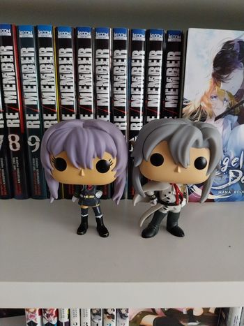 Lot de deux Funko Pop Shinoa Hiragi et Ferid Bathory #198 #200