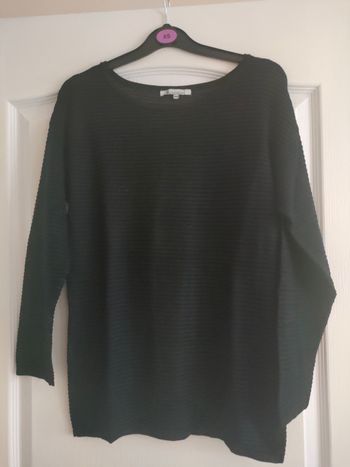 Pull femme taille 38/40 en très bon état