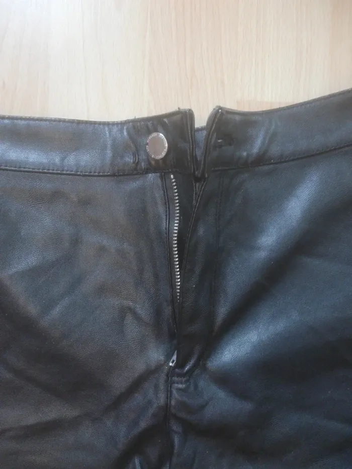 Short en cuir - photo numéro 2