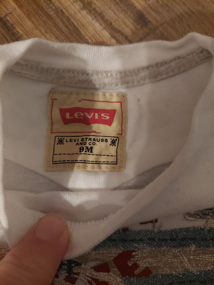 Tee shirt levi's 9mois - photo numéro 3