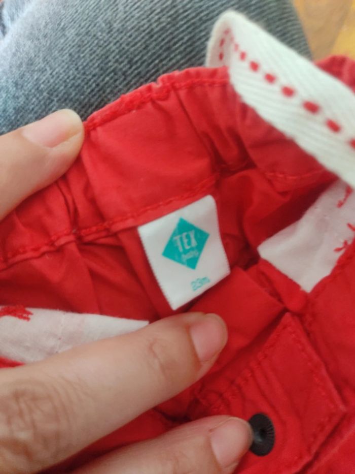 Pantalon rouge - photo numéro 3