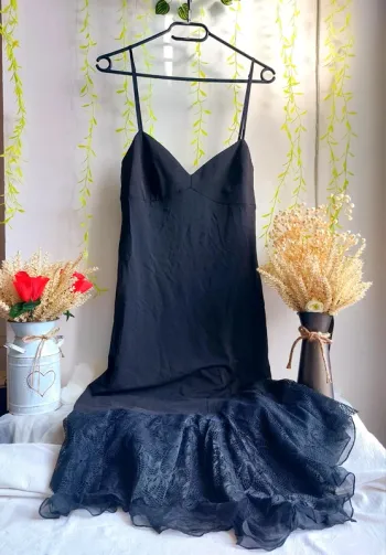 Robe de soirée BCBGmaxazria – S – Noir – État : Excellent