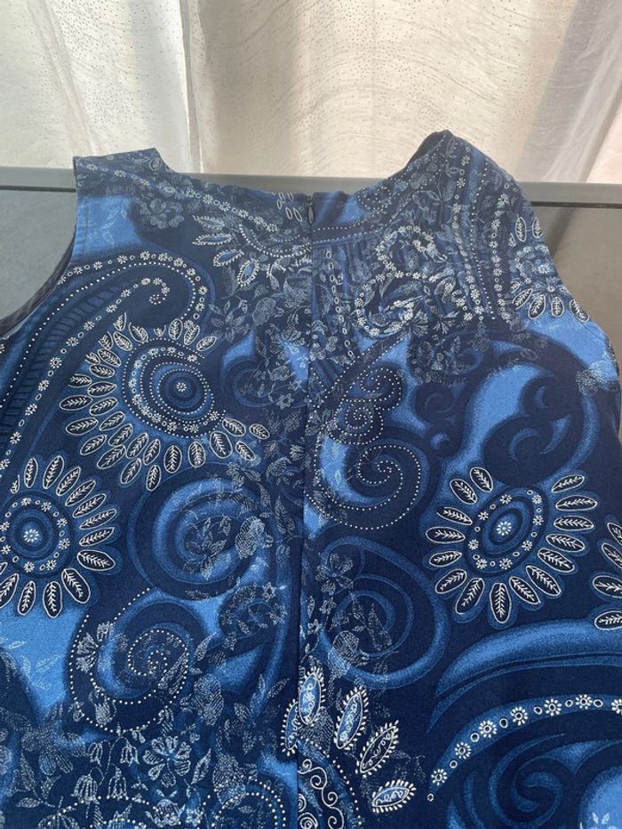 Jolie robe de la marque, tel mail en taille 46 - photo numéro 8