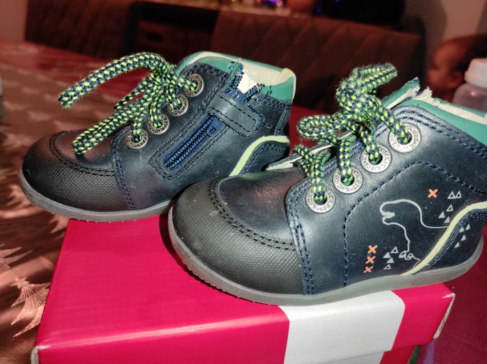 Chaussures bebe - photo numéro 2