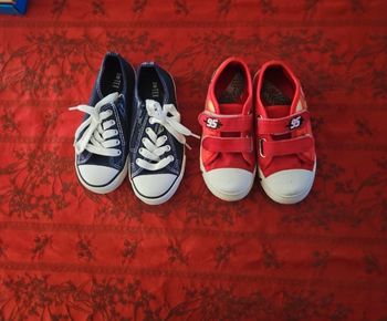 Lot de 2 paires de Tennis / Espadrilles