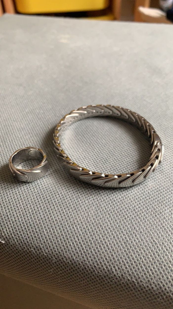 Ensemble bracelet et bague Swatch