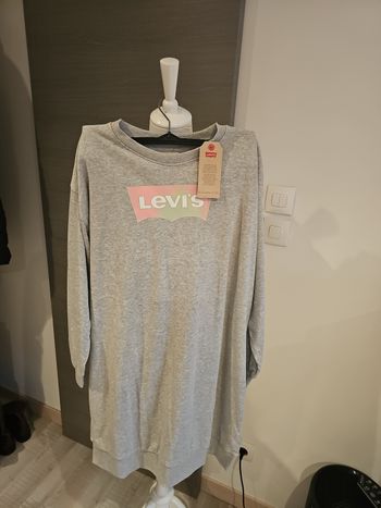 robe sweat fille levi’s grise moutonnée 16 ans neuve avec étiquette