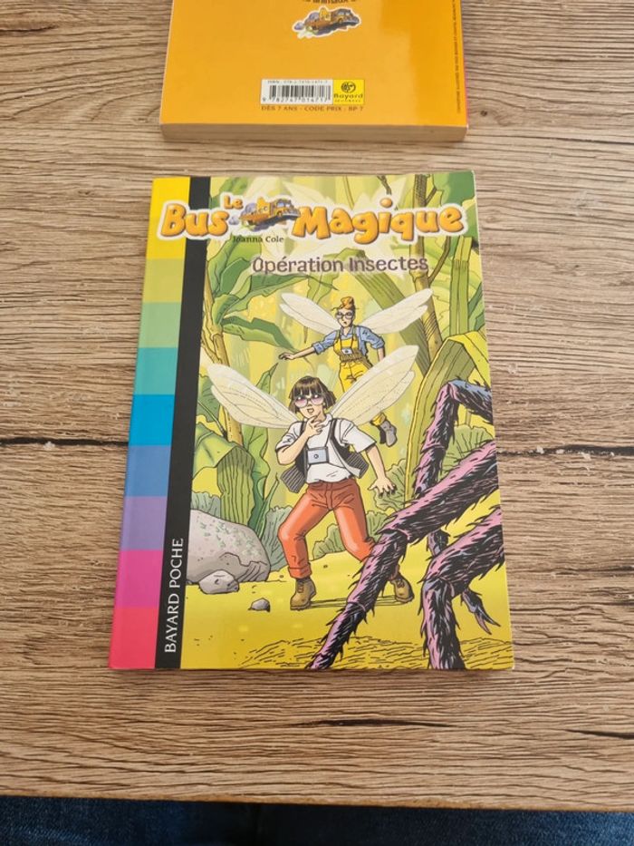 2 livre de poche le bus magique - photo numéro 4