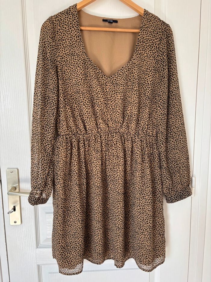 Robe motif léopard manche longue