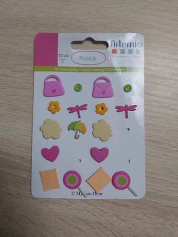 Attaches parisiennes