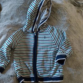 Gilet taille 12 mois