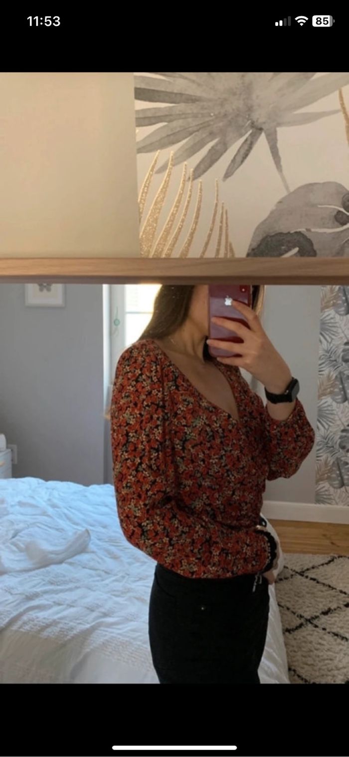 Blouse fleurie courte manches longues - photo numéro 2