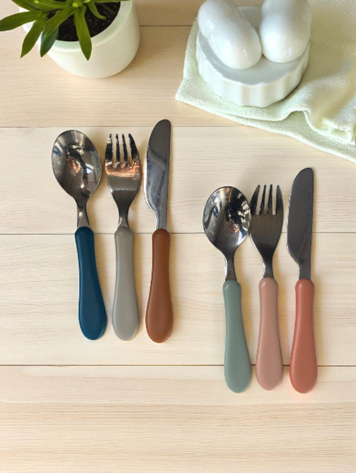 Ensembles couverts enfant 6 pièces très bon état Zara Home