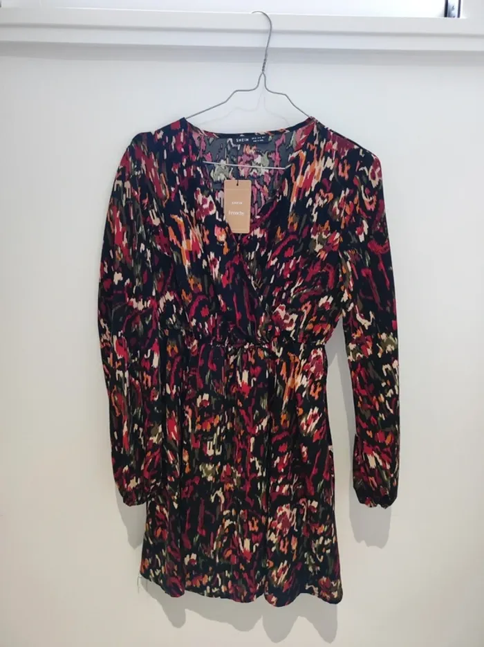 Robe colorée XS Shein neuf