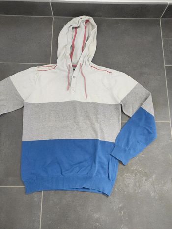 Pull à capuche