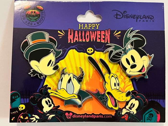 Lot 8 pin’s et lanière Disney Halloween 2023 - photo numéro 5