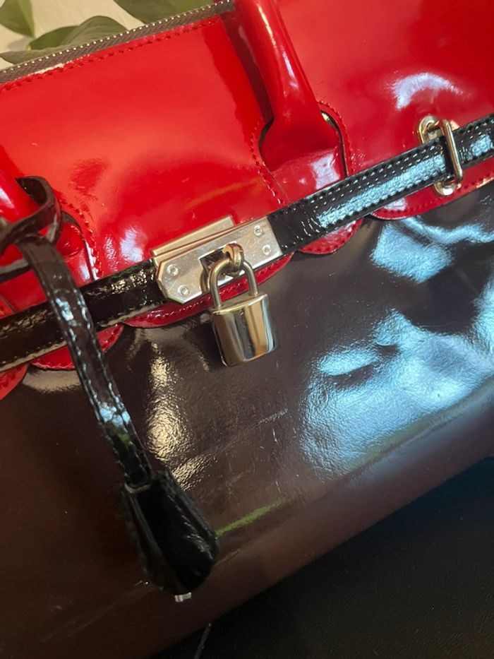Très joli sac verni style rétro - photo numéro 2