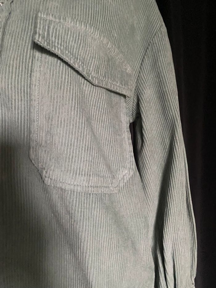 Veste Sur chemise en velours côtelé Bershka - photo numéro 3