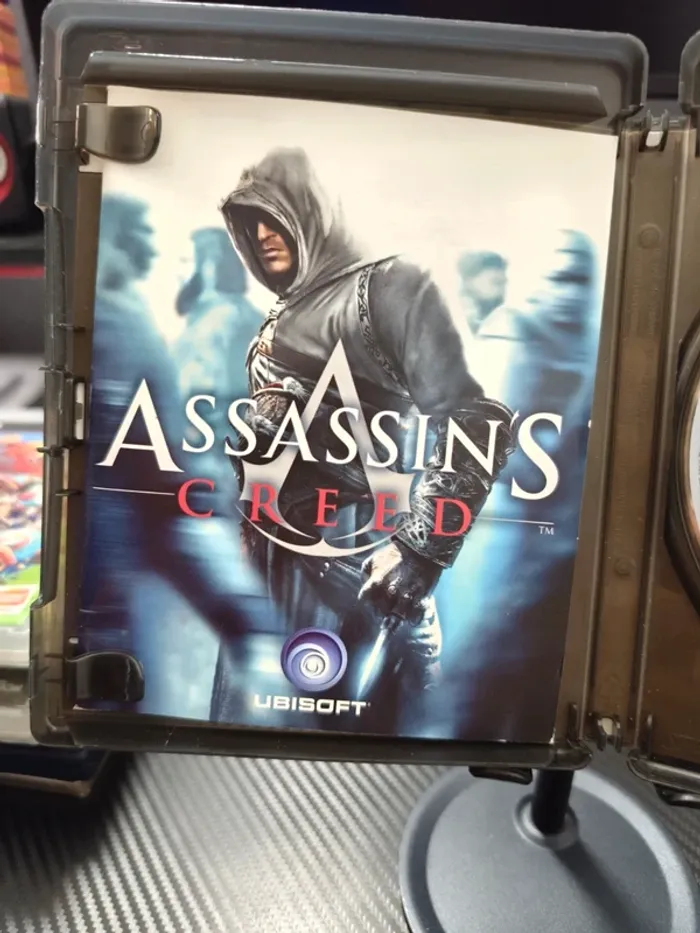 PS3 assassin's creed boitier noir - photo numéro 2