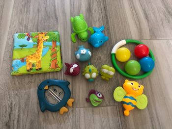 Lot jouets de bain bébé