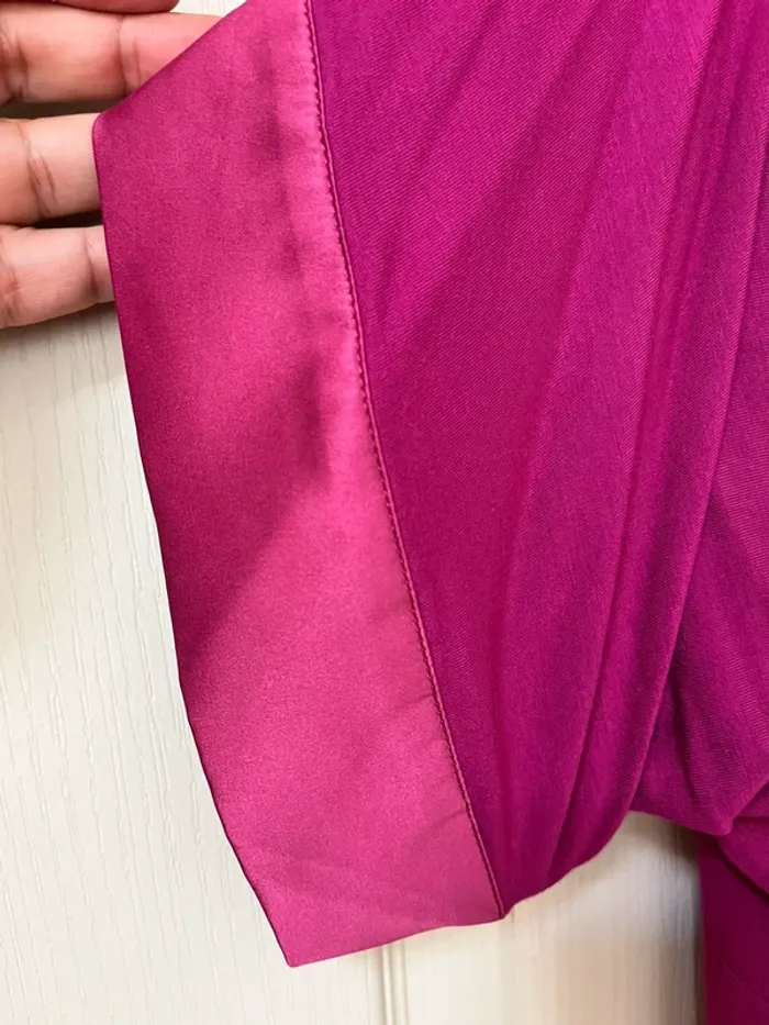 Superbe robe fuchsia foncé, St-Martins, coupe originale mais simple , Taille 40 - photo numéro 5
