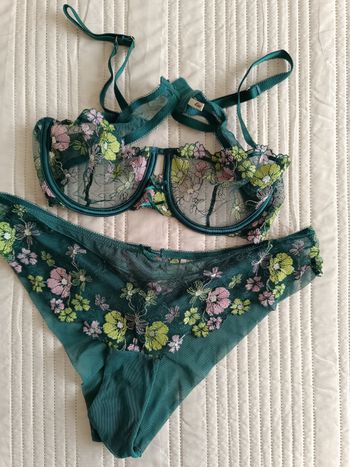 Ensemble slip et soutien gorge 