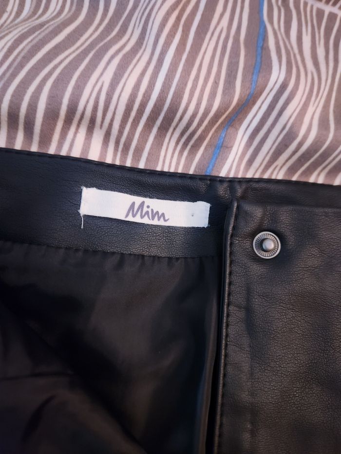 Jupe simili cuir neuve - photo numéro 3