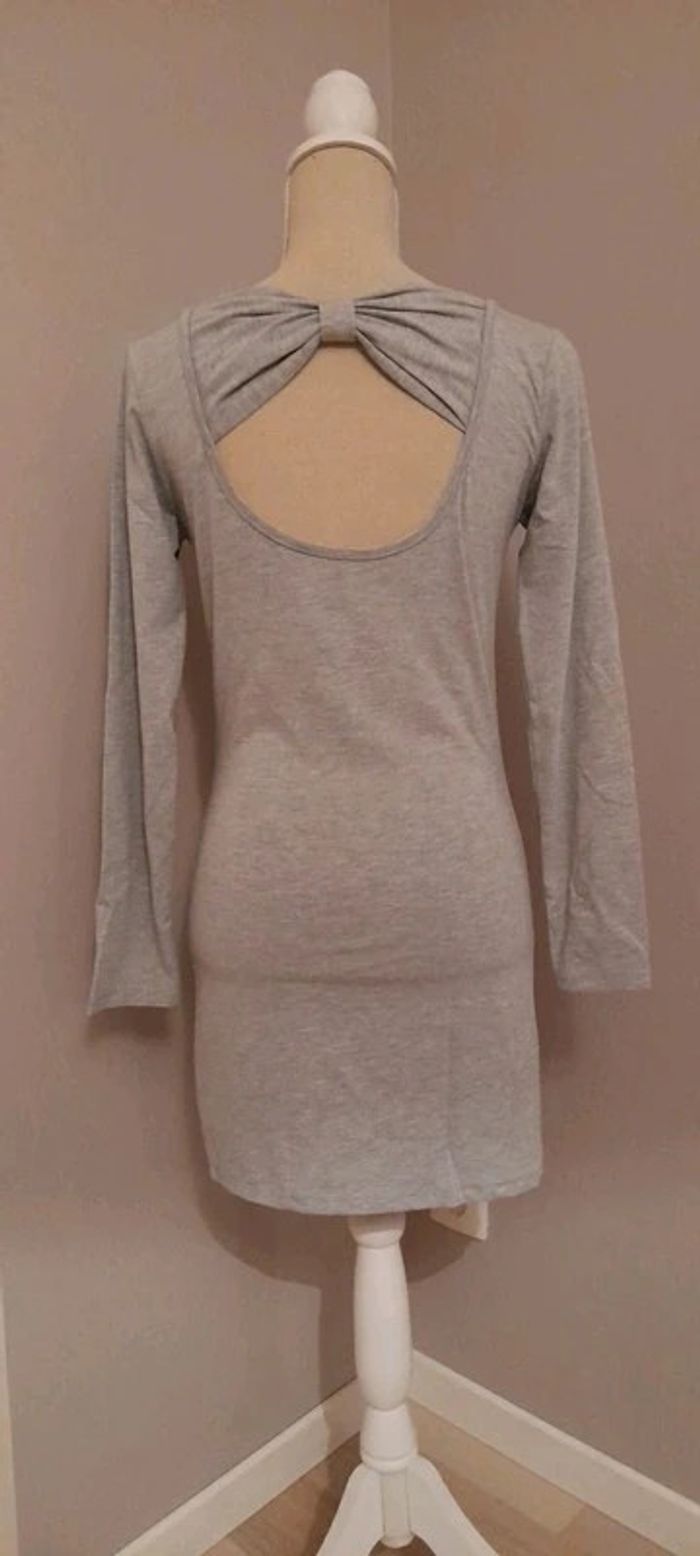 Robe tee-shirt courte dos nu grise manches longues Mim. T 36 - photo numéro 3