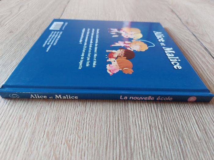 Livre jeunesse "Alice et Malice La nouvelle école" Sandrine Lamour - photo numéro 3