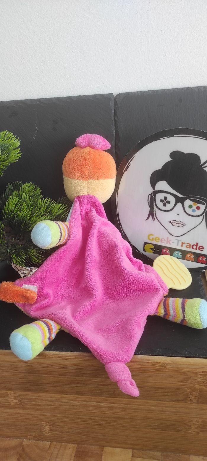 Mots d'enfants doudou plat tortue bleu vert rose orange jaune fleur rayé Rayure - photo numéro 2