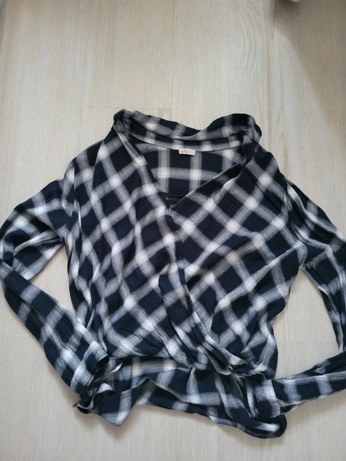 Chemise légère Hollister effet cache cœur - photo numéro 2