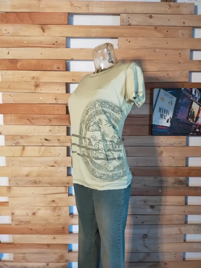 Tee-shirt vert amande - photo numéro 2