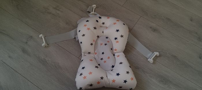 Siège de bain en tissus avec accroche