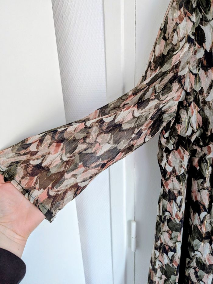 Robe à fleurs etam rose verte et doré taille 42 - photo numéro 3