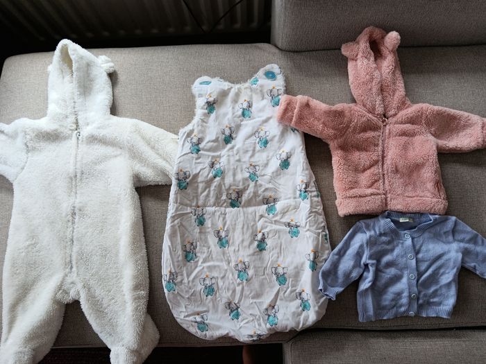 Vetement pour bebé de 1-6 mois, body, chemise, pantalón, chemise, etc. - photo numéro 4