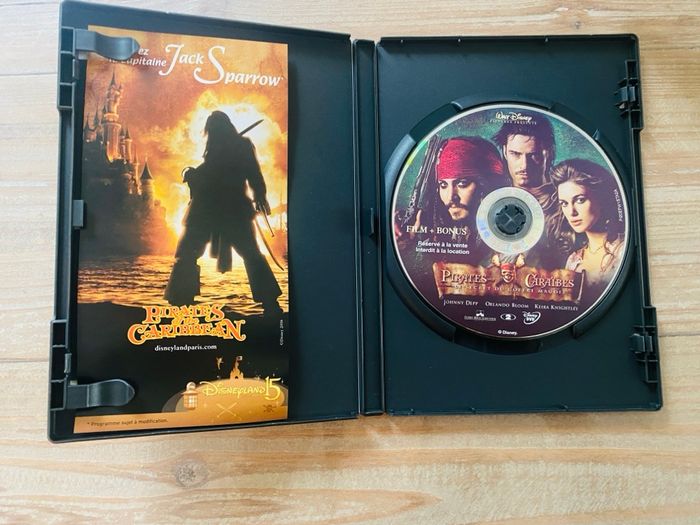 DVD Pirates des Caraïbes 2 - photo numéro 3