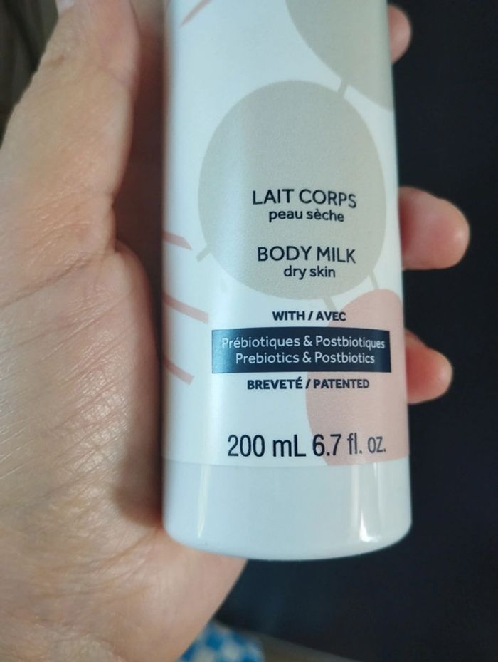 Lait corps peau sèche prébiotique et postbiotique - photo numéro 2