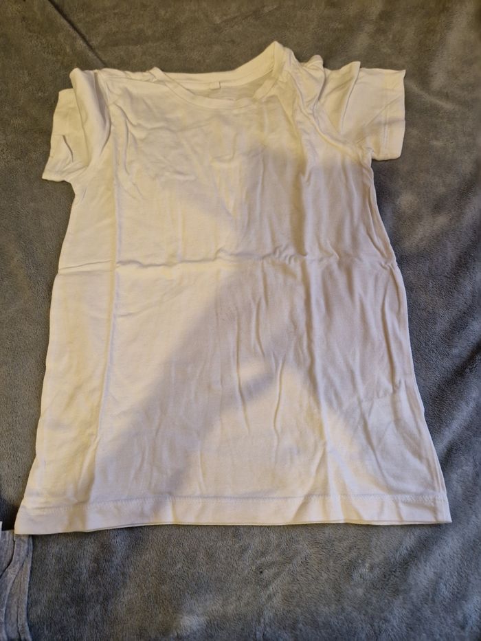 Lot de tee shirt - photo numéro 6