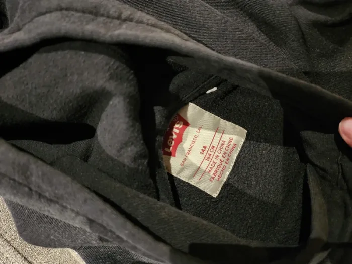 Sweat à capuche levis taille 14 ans - photo numéro 3