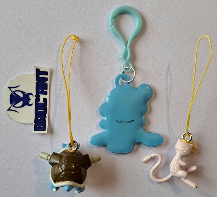 Lot de 3 figurines porte clés Pokémon - photo numéro 2