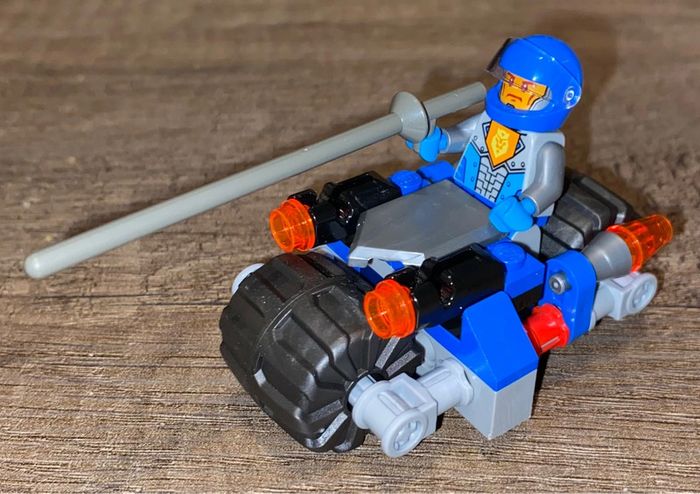 Lego nexo knights 70347 + 30371 - photo numéro 3